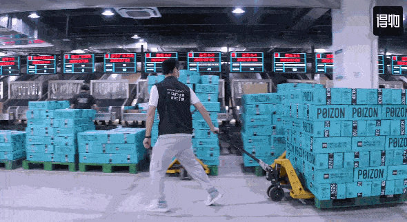 555.gif 555.gif